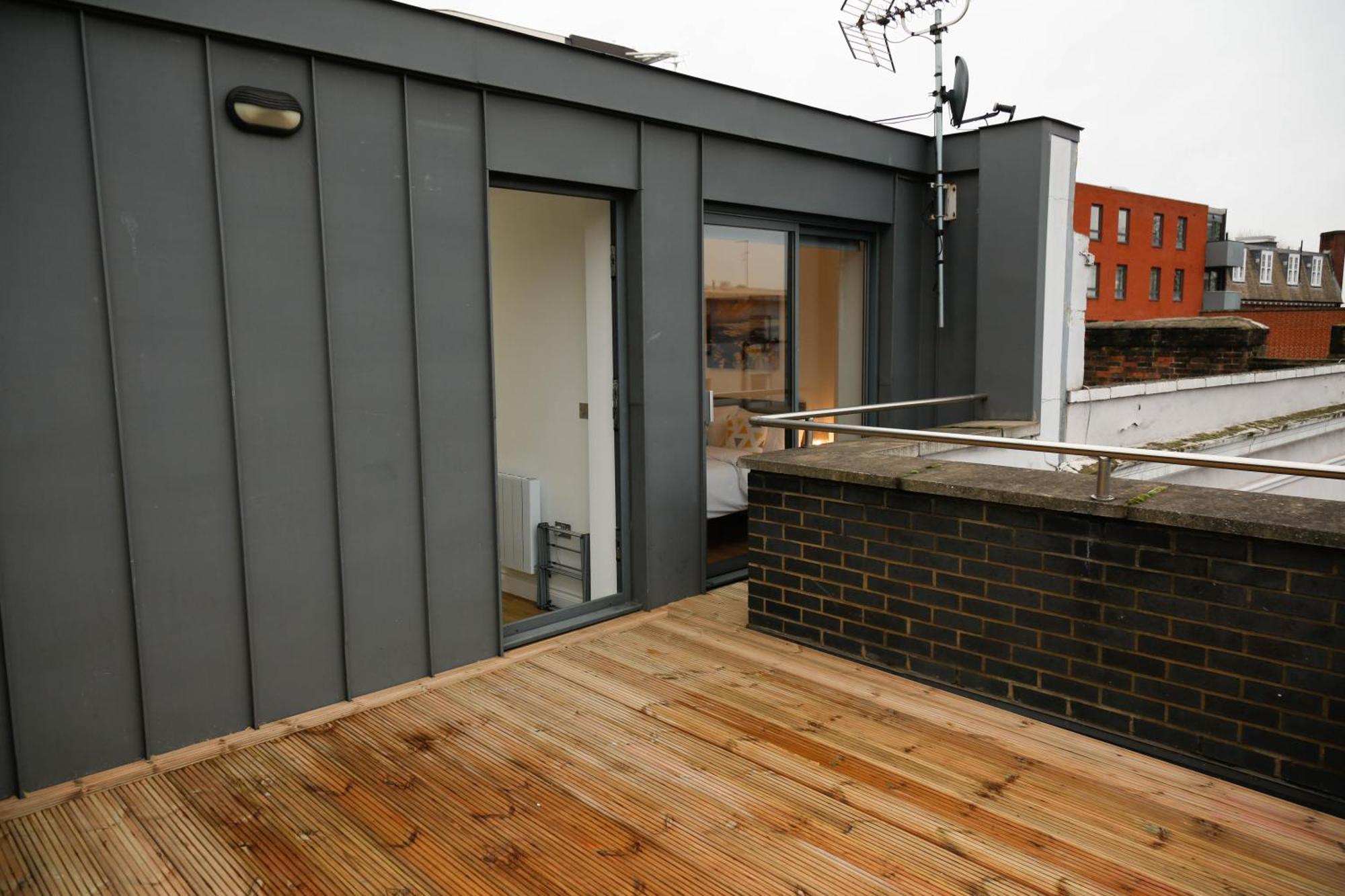 New Luxury Apartments In Central Location Next To Shops, Cafes, Bars & Metro Londres Exterior foto