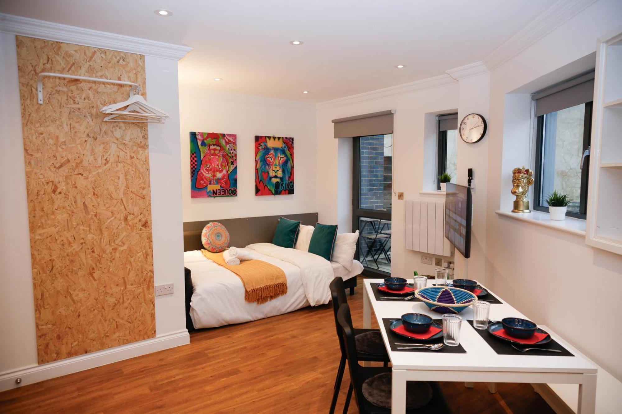 New Luxury Apartments In Central Location Next To Shops, Cafes, Bars & Metro Londres Exterior foto